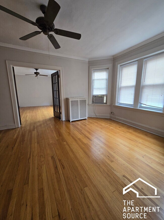 Photo - 1936 W Estes Ave Unidad 1936 West Estes Ave