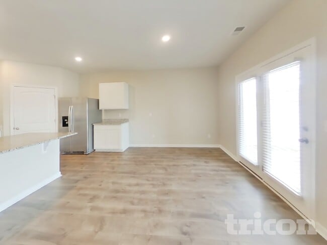 Photo - 4050 Beach Wy