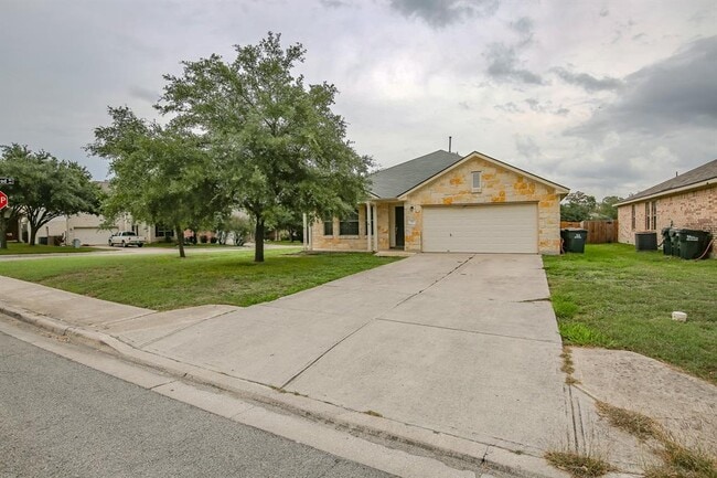 Building Photo - 111 Carriage Way