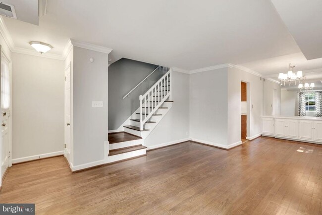 Photo - 2941 S Dinwiddie St