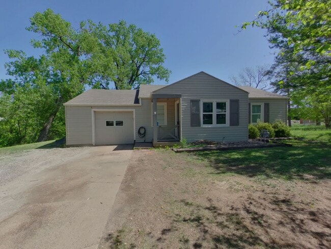 Building Photo - 430 N Jackson Heights St