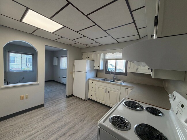 Photo - 10 Thompson St Unit E