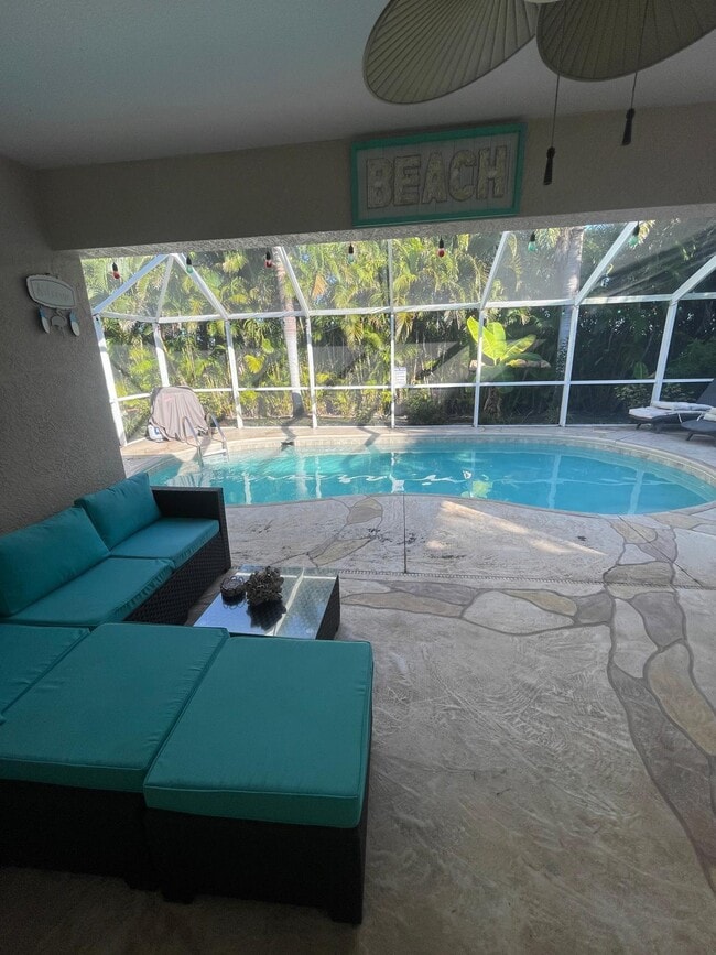2043 NW 6th Terrace