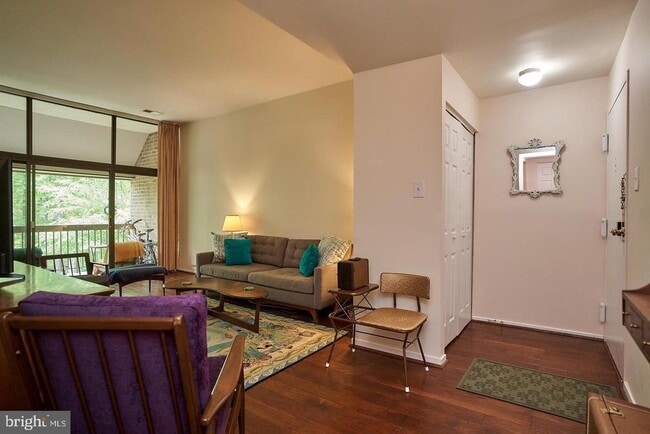 1650 Parkcrest Cir Unit 300
