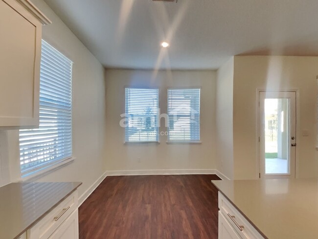 Photo - 33805 Widman Way