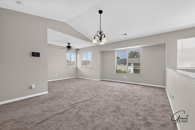 Photo - $1295 2 bedroom upper condo