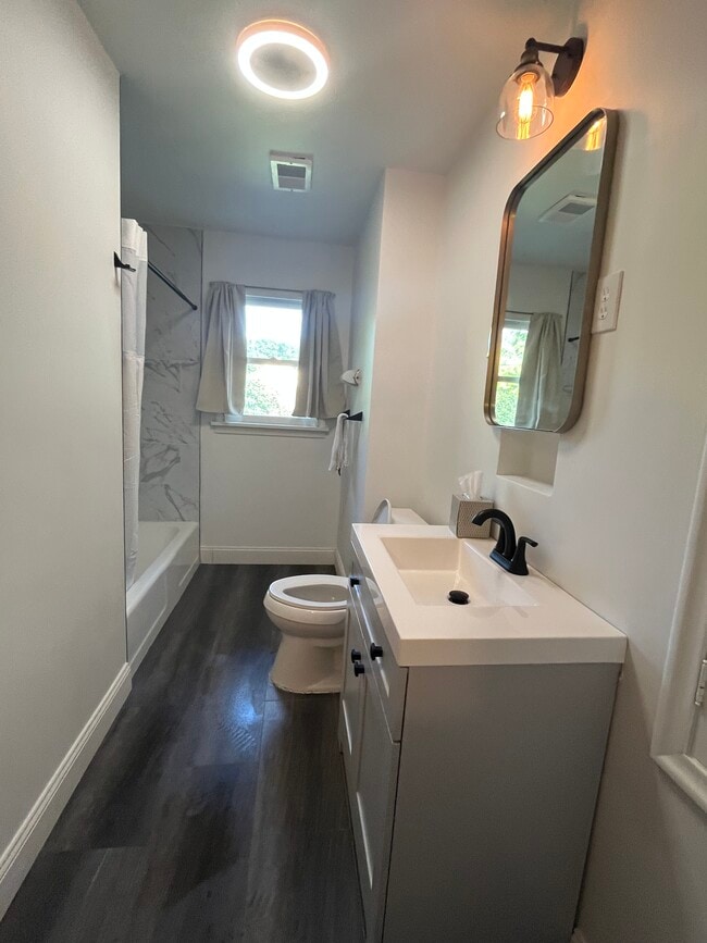 Photo - 2001 Hopkins Crossroad