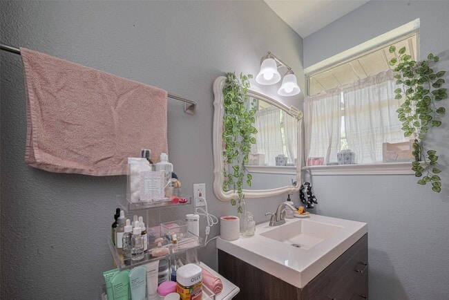 Photo - 5514 Avenue M