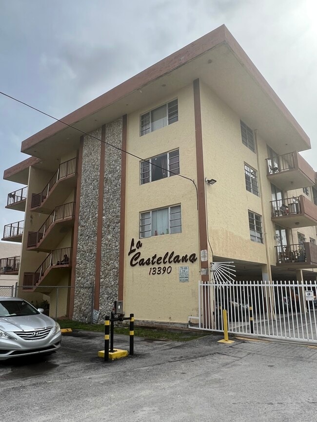 Building Photo - 13390 NE 7th Ave Unit 407 Rental