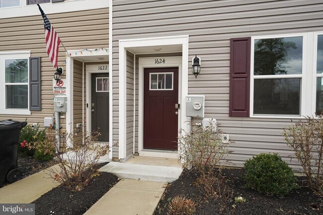 Photo - 1624 Severn St