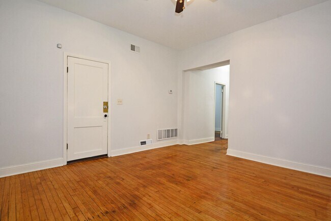 Photo - 920 22nd Ave NE Unit #1