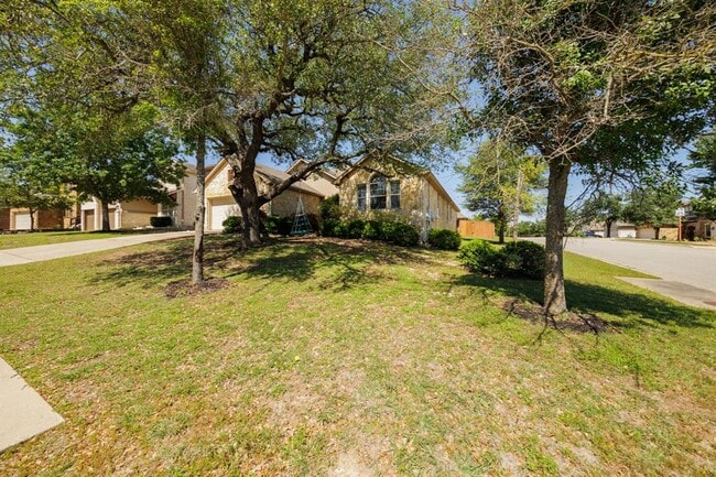 Photo - 231 St Richie Ln