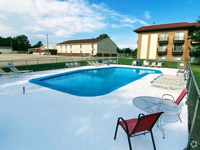 Pool 2 - Four Seasons Rental