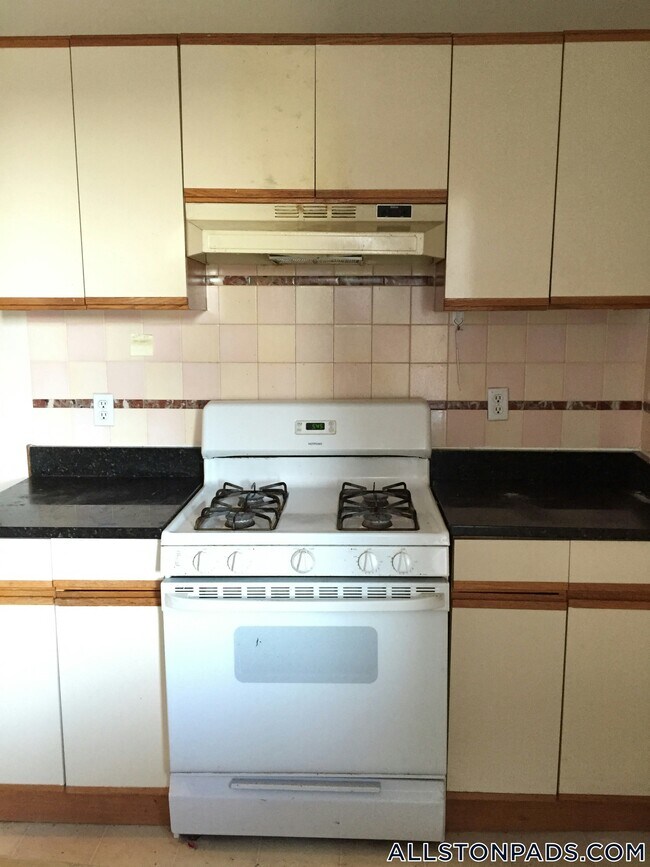 Photo - 73 Harvard Ave Unidad 5