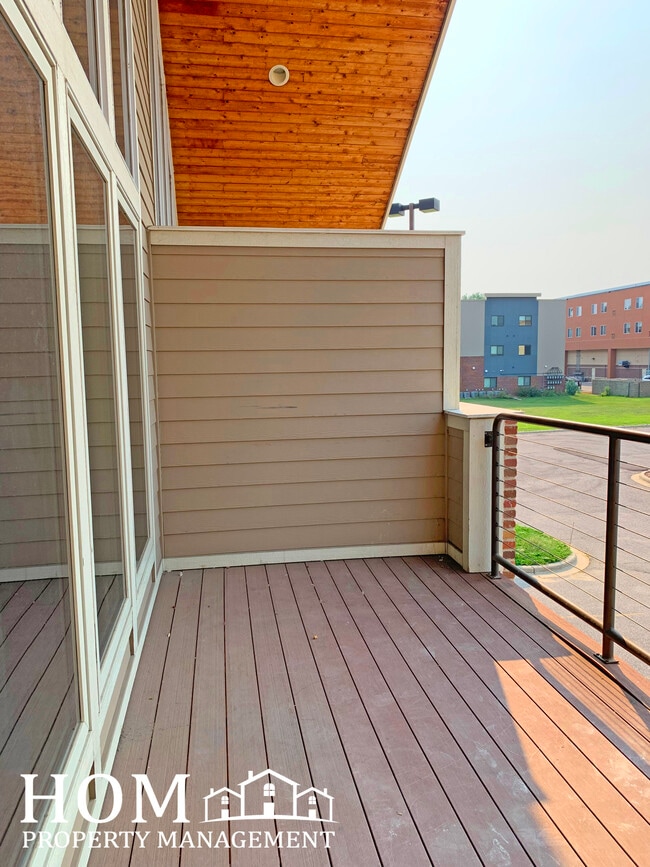 Photo - 261 Bunting Ln Unit A