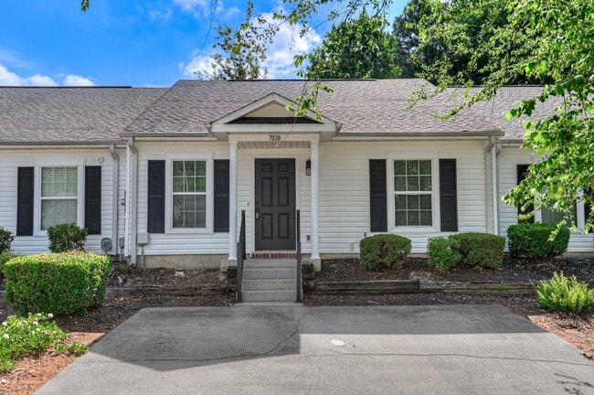 Building Photo - 7028 Reagan Cir