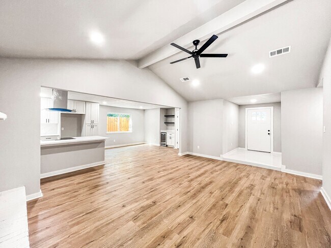 Photo - 23207 Naples Dr