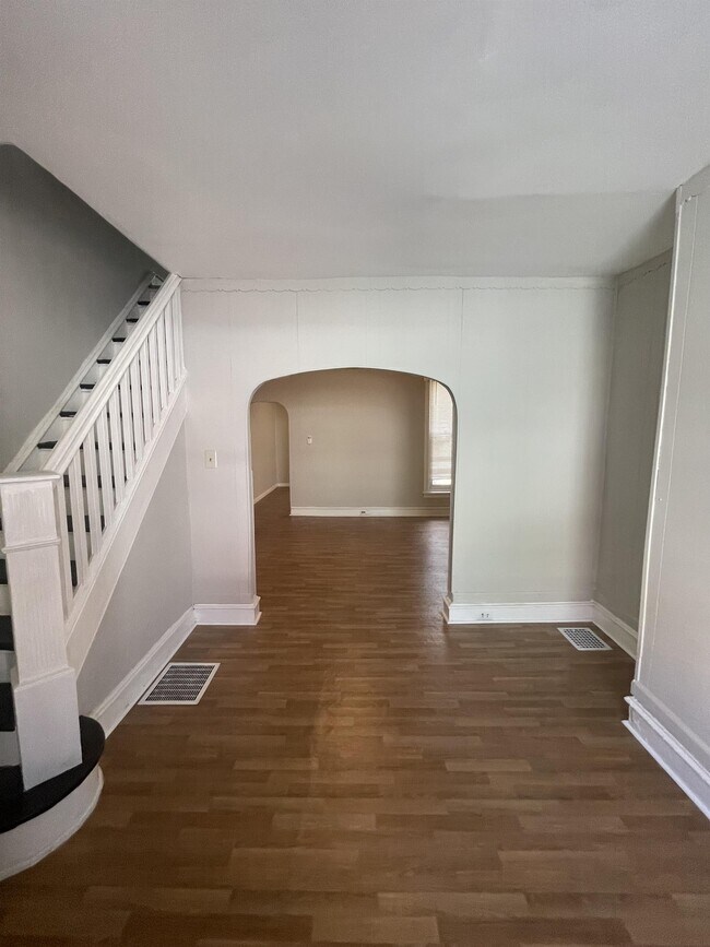 Photo - 2828 W Clementine St