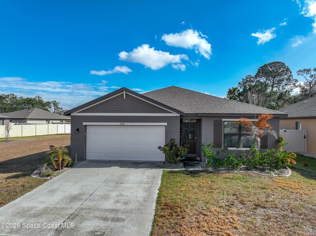 Building Photo - 1839 Morely Dr