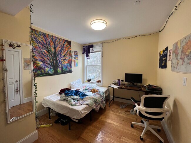 Photo - 183 River St Unit 2