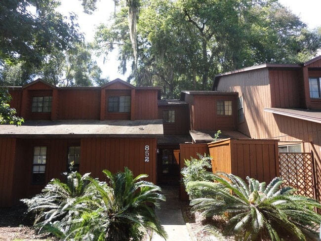 Building Photo - Rockwood Villas Rental