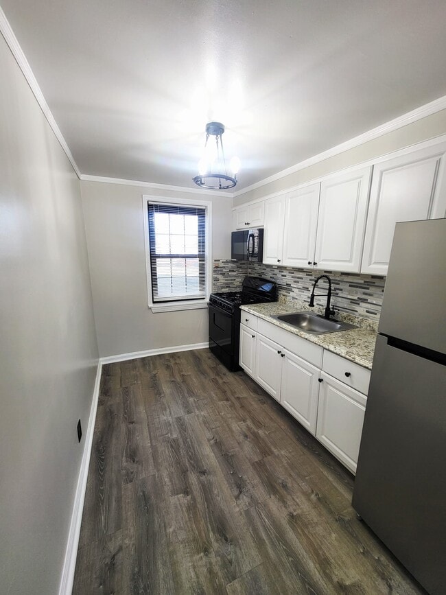 Photo - 3243 Floyd Walk