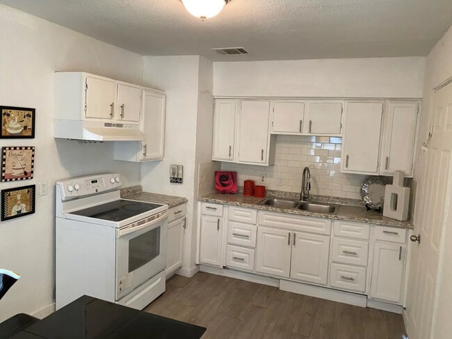 Photo - 4177 Doyle Ln
