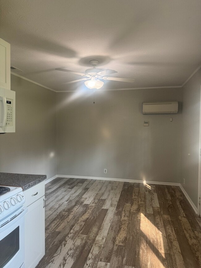 Photo - 7657 Bethel Rd