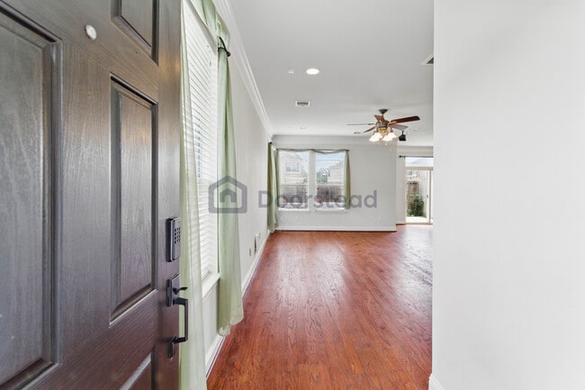 Photo - 16030 Summerville Lake Dr