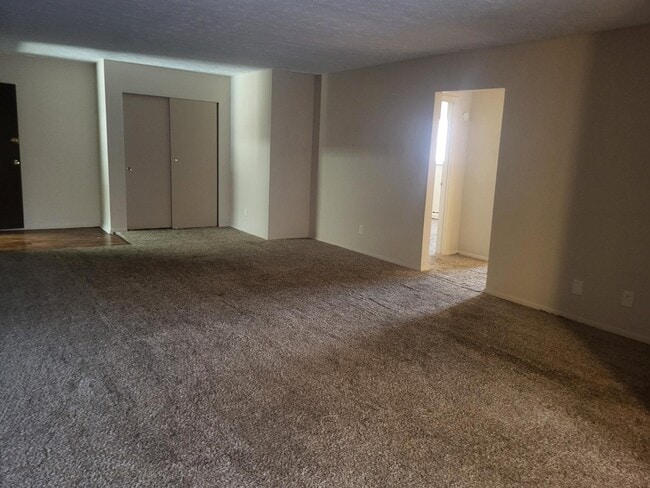 Photo - 20-32 Church St