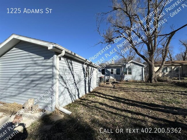 Photo - 1225 Adams St