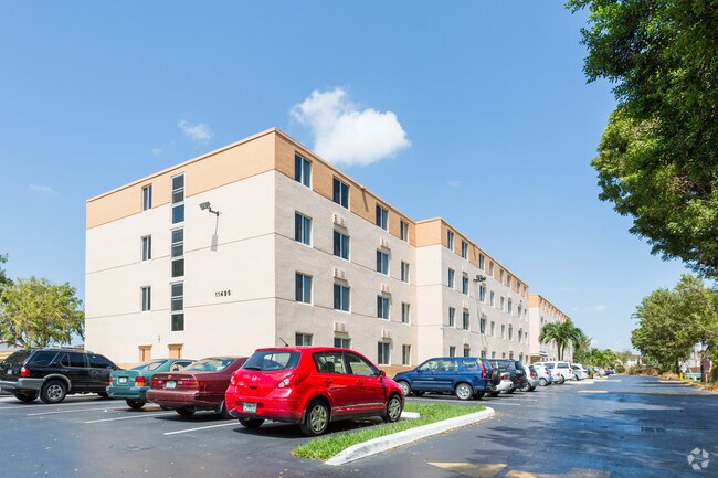 Los Robles Apartment - Los Robles Apartment