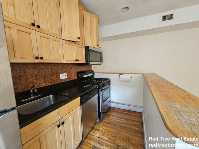 Photo - 73 Thatcher St Unidad 301