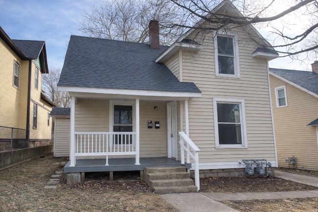 Photo - 1222 Eastern Ave SE Unit 2