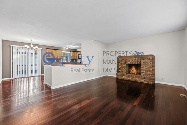 Photo - 7102 Brookhill Dr E