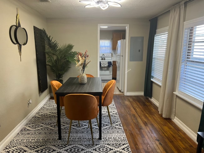 Photo - 6613 Grace Ln