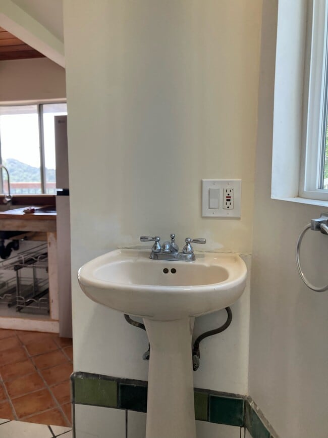 Photo - 1875 Topanga Skyline Dr Unit Topanga Canyon Guest