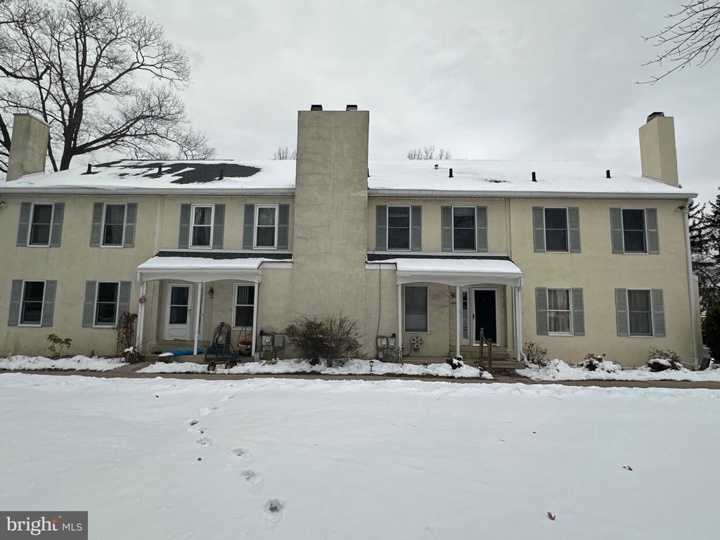 Photo - 103 S Village Ave