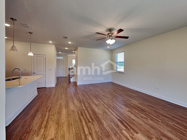 Photo - 3014 Rolling Acrs Rd