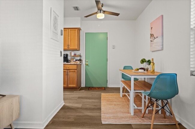 Building Photo - 302 N Mars Ave Rental