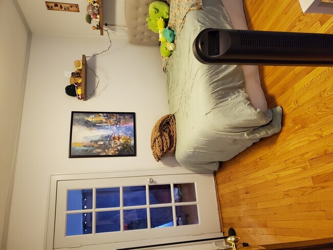 5518 N Spaulding Ave Unit 2