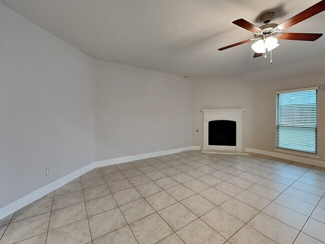 Photo - 11228 Blaze St