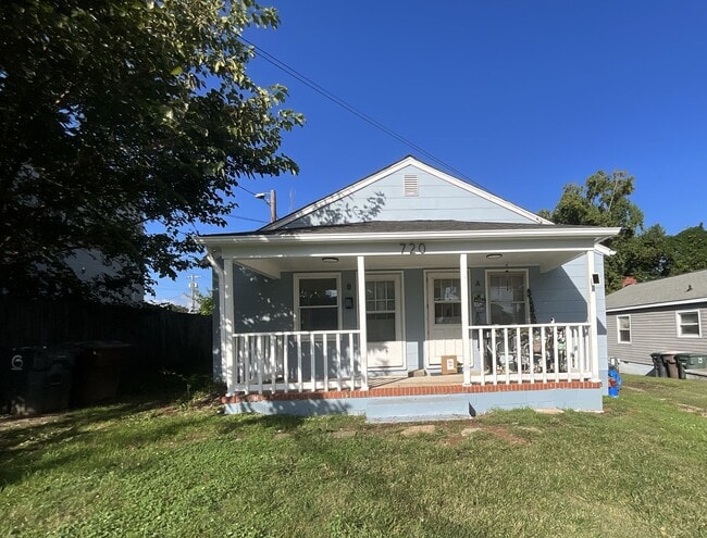 Photo - Rental Rate Reduction & Special Offer - 1 BR / 1 BA near UNCG!