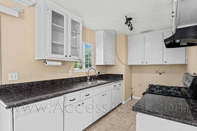 Photo - 3 Bed / 2 Bath Home in Lake Elsinore with Garage + Fenced Patio