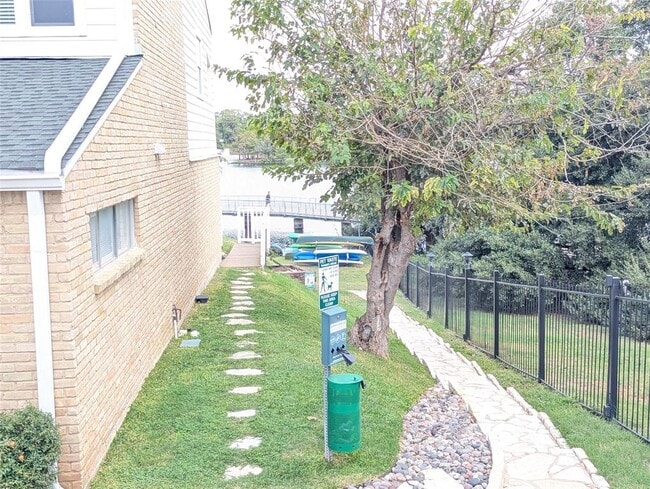 Photo - 1818 S Lakeshore Blvd Unit 7