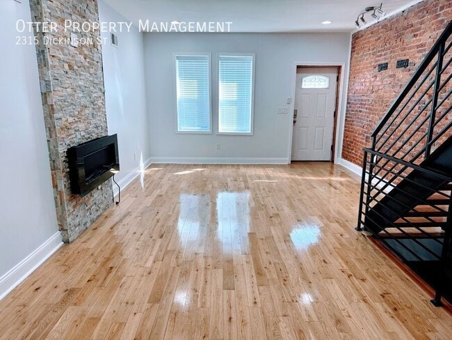 Photo - 2315 Dickinson St