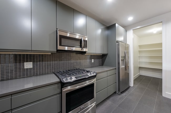RIDGE POINT APARTMENTS