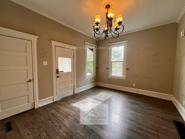 Photo - 3306 1/2 W Platte Ave