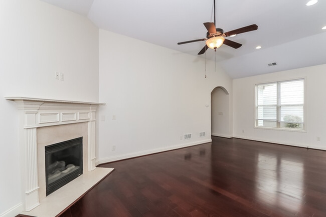 Photo - 229 Highland Village Ln