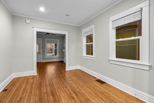 Photo - 573 S Pearl St